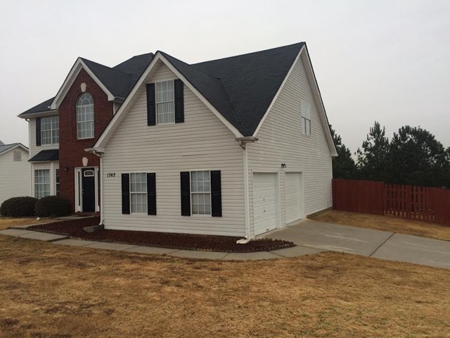 1362 Pebble Beach Ln, Hampton, GA 30228 photo 4