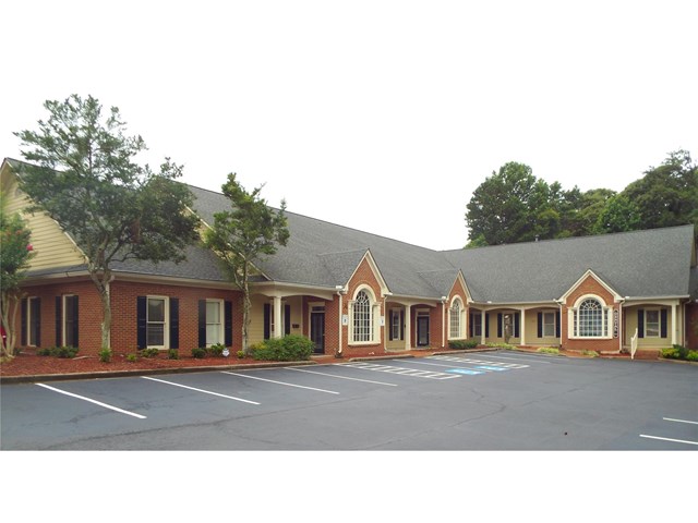 331 Arcado Rd, Lilburn, GA 30047 photo 1