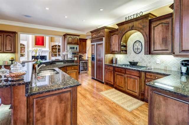 8370 Colonial Pl, Duluth, GA 30097 photo 10