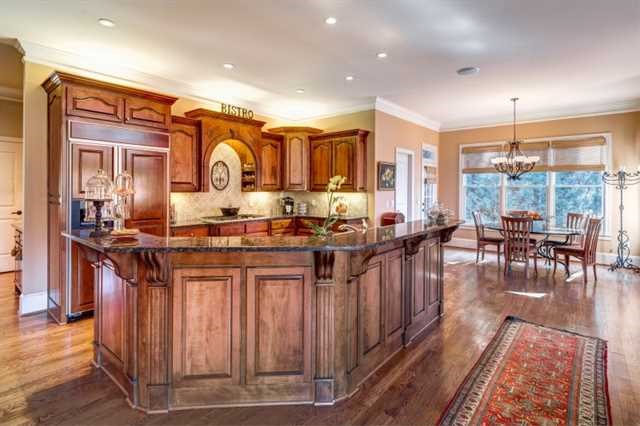 8370 Colonial Pl, Duluth, GA 30097 photo 9