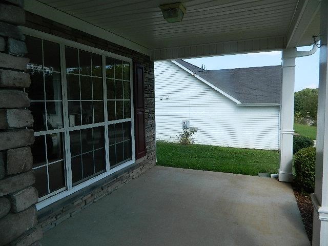 610 Pebble Blvd, Covington, GA 30016 photo 23