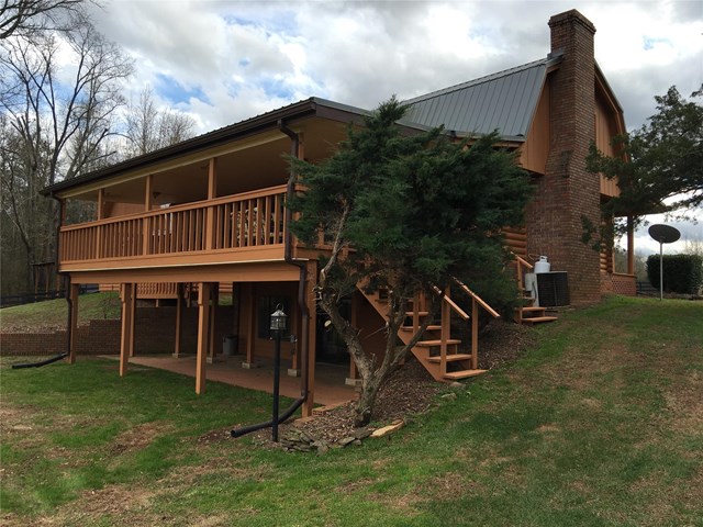 1090 Cedar Ridge Rd, Commerce, GA 30530 photo 3