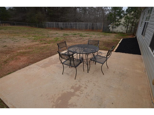 75 Berkshire Ln, Covington, GA 30016 photo 15