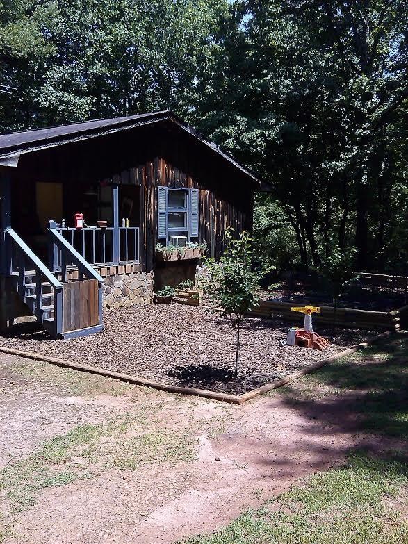 300 Iris Dr, Demorest, GA 30535 photo 2