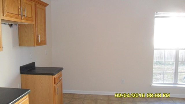 374 Eaglets Ct, Riverdale, GA 30274 photo 14