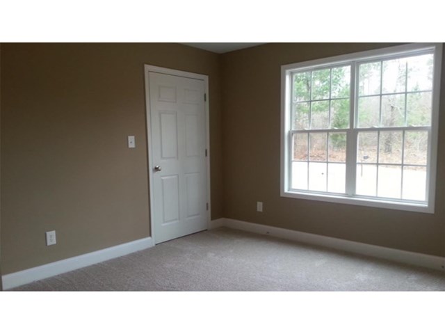 205 Barnesville Ave, Barnesville, GA 30204 photo 12