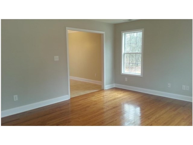 205 Barnesville Ave, Barnesville, GA 30204 photo 5