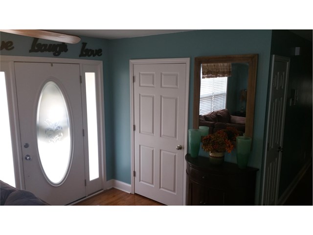 205 Barnesville Ave, Barnesville, GA 30204 photo 3
