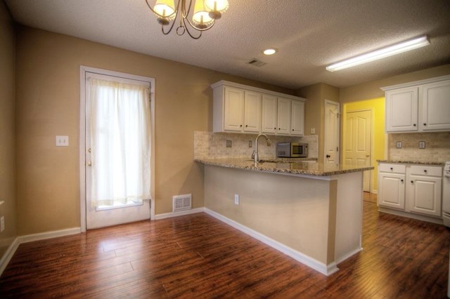 402 Gresham Dr, Stockbridge, GA 30281 photo 7