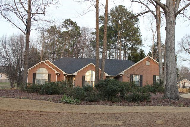 136 Shoreline Way, Hampton, GA 30228 photo 1