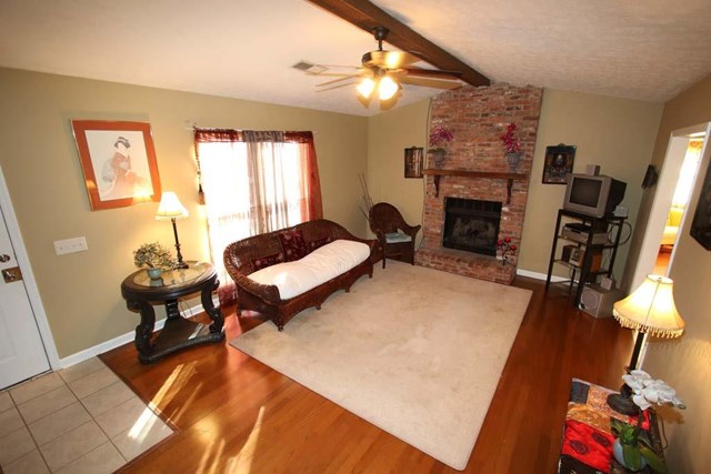 98 Brittney Ln, Lagrange, GA 30240 photo 2