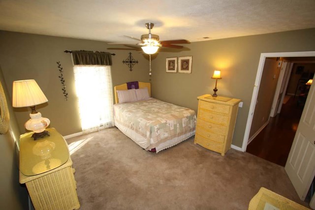 98 Brittney Ln, Lagrange, GA 30240 photo 5