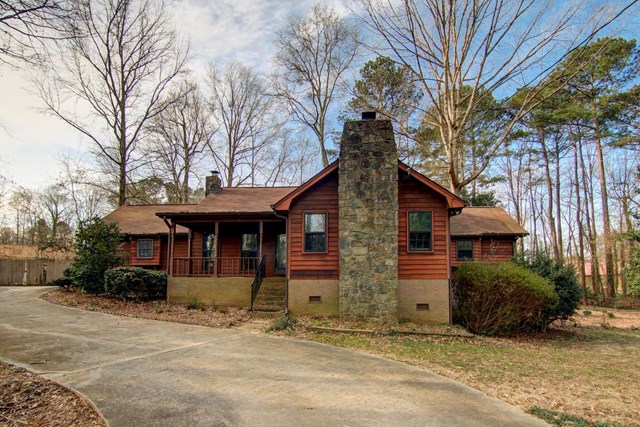2221 Shady Ln, Covington, GA 30016 photo 1