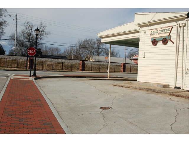 298 W Main St, Buford, GA 30518 photo 5
