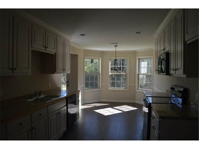 970 Haymon Dr, Winder, GA 30680 photo 6