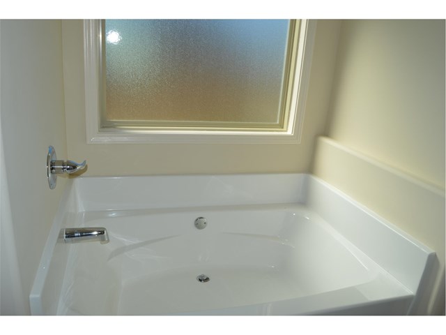 970 Haymon Dr, Winder, GA 30680 photo 9