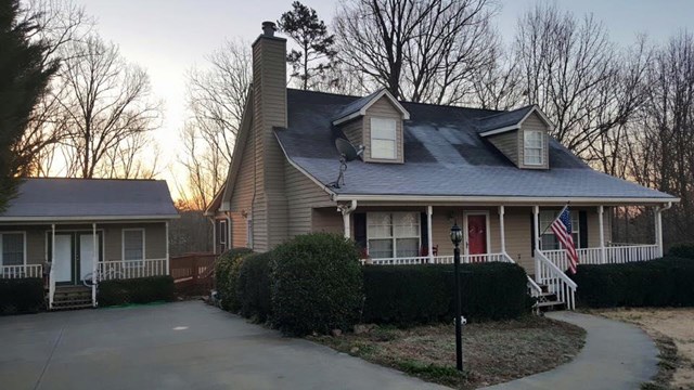 302 Hancock Dr, Toccoa, GA 30577 photo 1