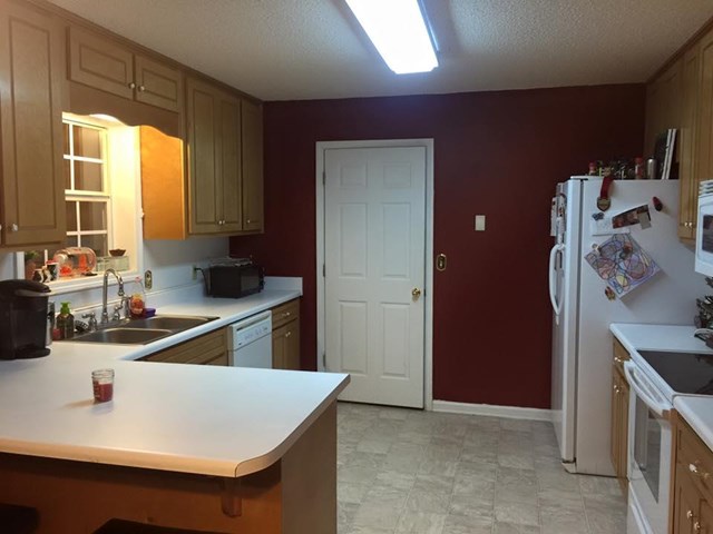 302 Hancock Dr, Toccoa, GA 30577 photo 9