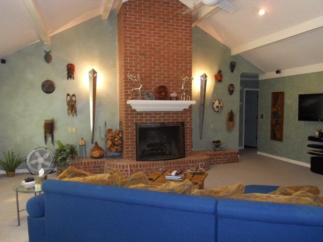 319 Regency Cir, Dublin, GA 31021 photo 7