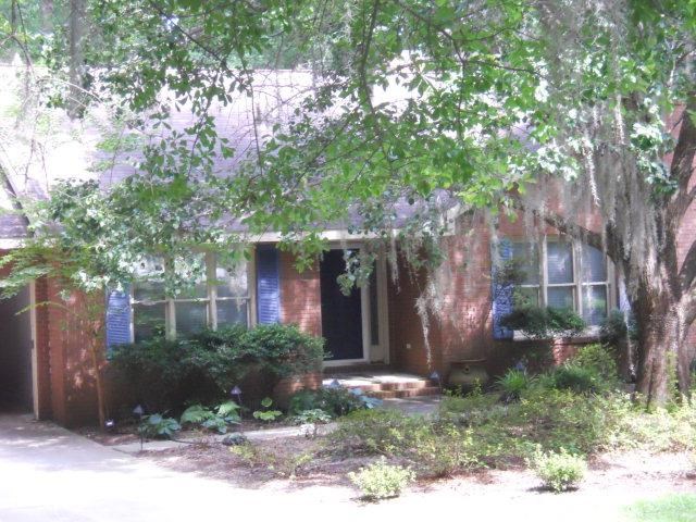 319 Regency Cir, Dublin, GA 31021 photo 1