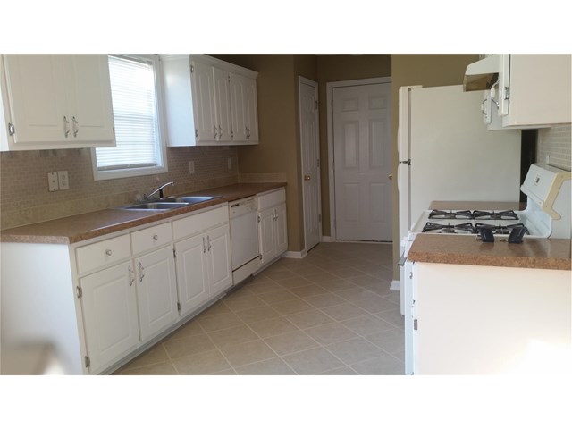 11486 Vinea Ln, Hampton, GA 30228 photo 4