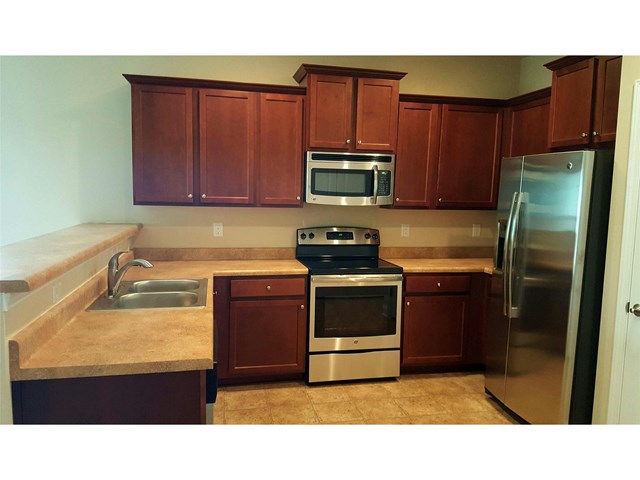 4982 Summersun Dr, Morrow, GA 30260 photo 3