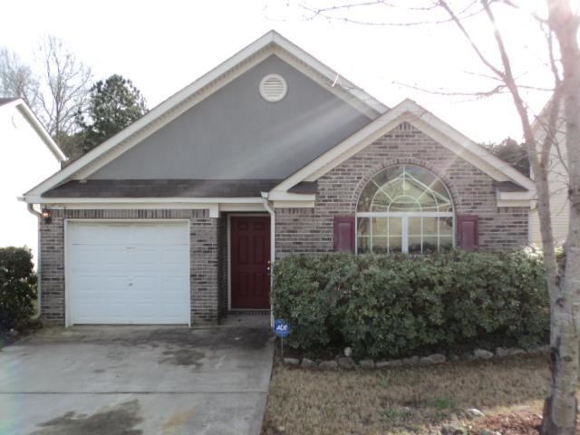 2014 Boatswain Dr, Hampton, GA 30228 photo 1