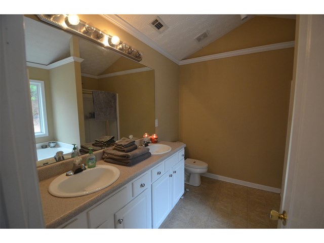 230 Hugh Dr, Covington, GA 30016 photo 7