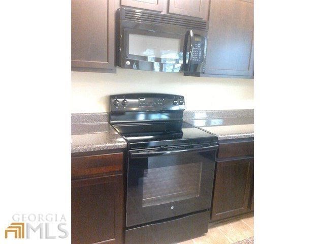 3190 Rex Ridge Dr, Rex, GA 30273 photo 9