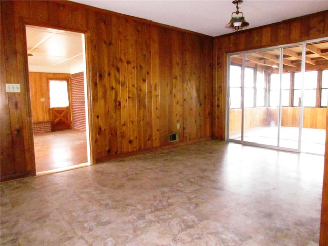 1479 Morrow Rd, Morrow, GA 30260 photo 9