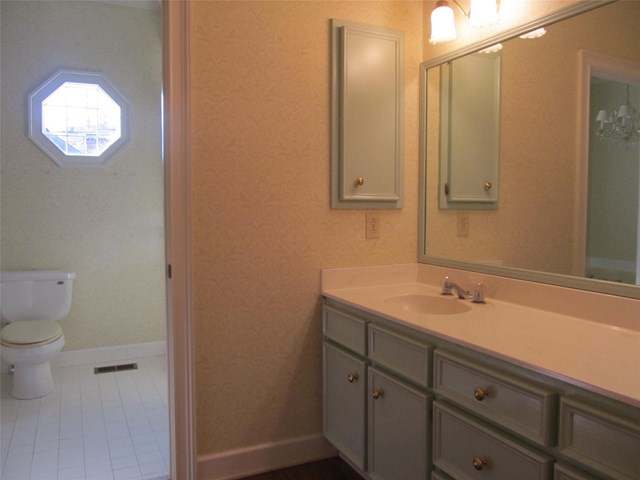 806 Camellia Dr, Lagrange, GA 30240 photo 11