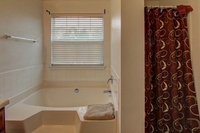 685 Barshay Dr, Covington, GA 30016 photo 13
