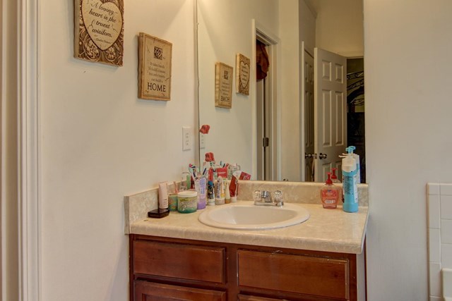 685 Barshay Dr, Covington, GA 30016 photo 14