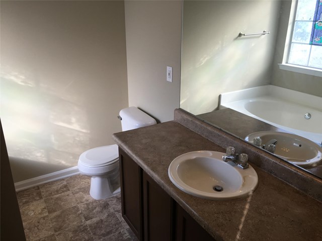 460 Old Griffin Rd, Hampton, GA 30228 photo 13