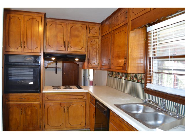 1013 Skylark Dr, Morrow, GA 30260 photo 15
