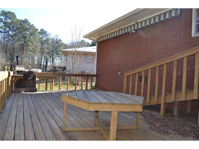 1013 Skylark Dr, Morrow, GA 30260 photo 7