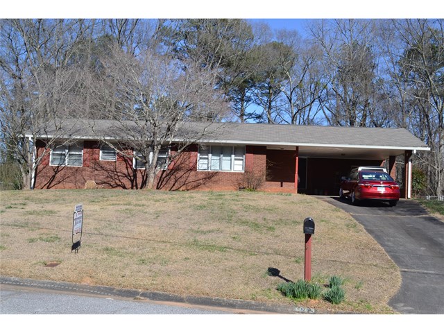 1013 Skylark Dr, Morrow, GA 30260 photo 1