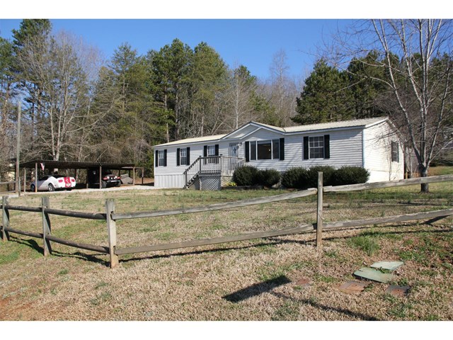 1632 Camp Mikell Rd, Toccoa, GA 30577 photo 2