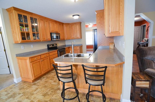 950 Charles Hart Rd, Colbert, GA 30628 photo 3