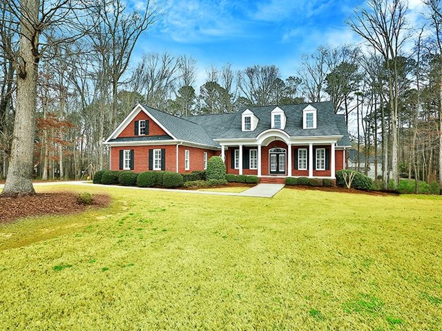 235 Shankhill Rdg, Tyrone, GA 30290 photo 2