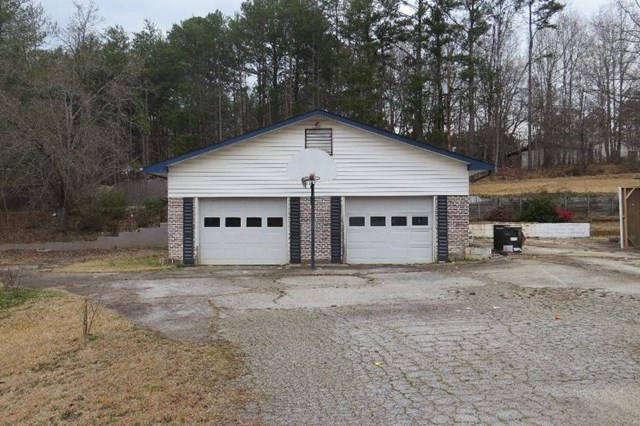 74 Nancy Dr, Toccoa, GA 30577 photo 4