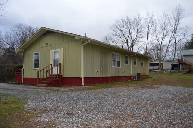 309 Chatham St, Baldwin, GA 30511 photo 3