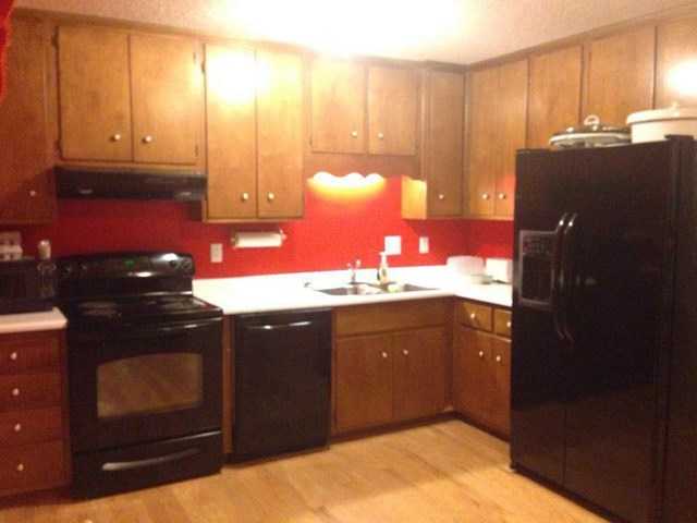 324 Riverdale, Toccoa, GA 30577 photo 2