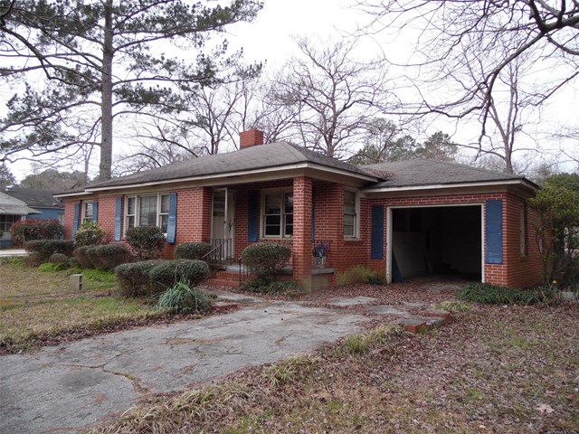 241 Beech St, Cochran, GA 31014 photo 3