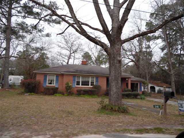 241 Beech St, Cochran, GA 31014 photo 2