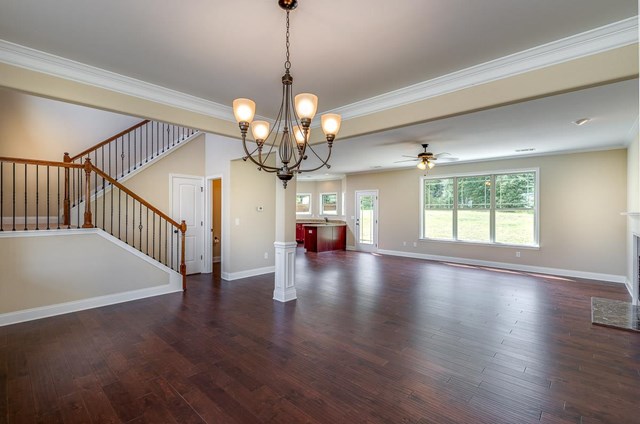 105 White Oak Dr, Jackson, GA 30233 photo 3