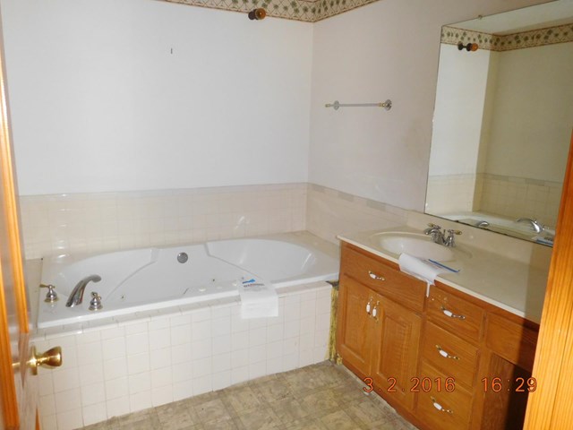 485 Victory Cir, Lyons, GA 30436 photo 8