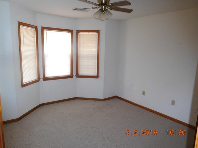 485 Victory Cir, Lyons, GA 30436 photo 9