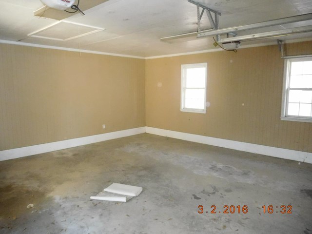 485 Victory Cir, Lyons, GA 30436 photo 12