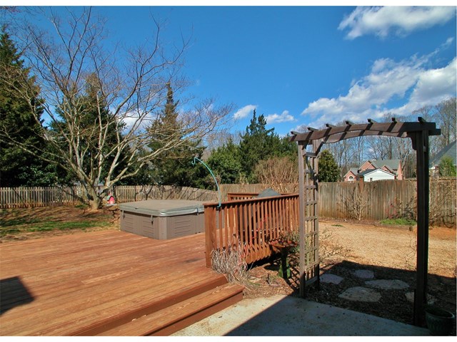 3530 Chartwell Trl, Suwanee, GA 30024 photo 22